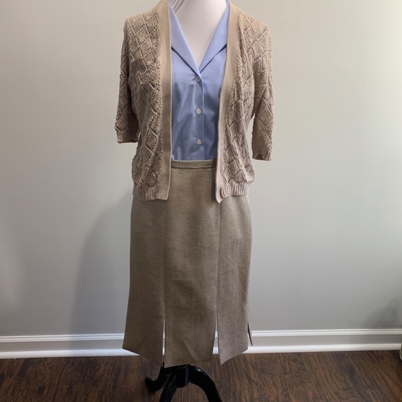 Liz Claiborne suit skirt sz 10 tan creme netural basic pencil pleated slit work - Picture 4 of 16